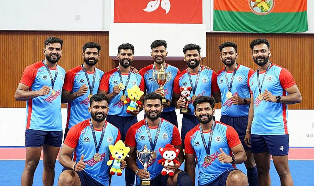 Captain First, Squad Later: The Surjeet-Naveen Pairing and an Incomplete Document in Ahmedabad